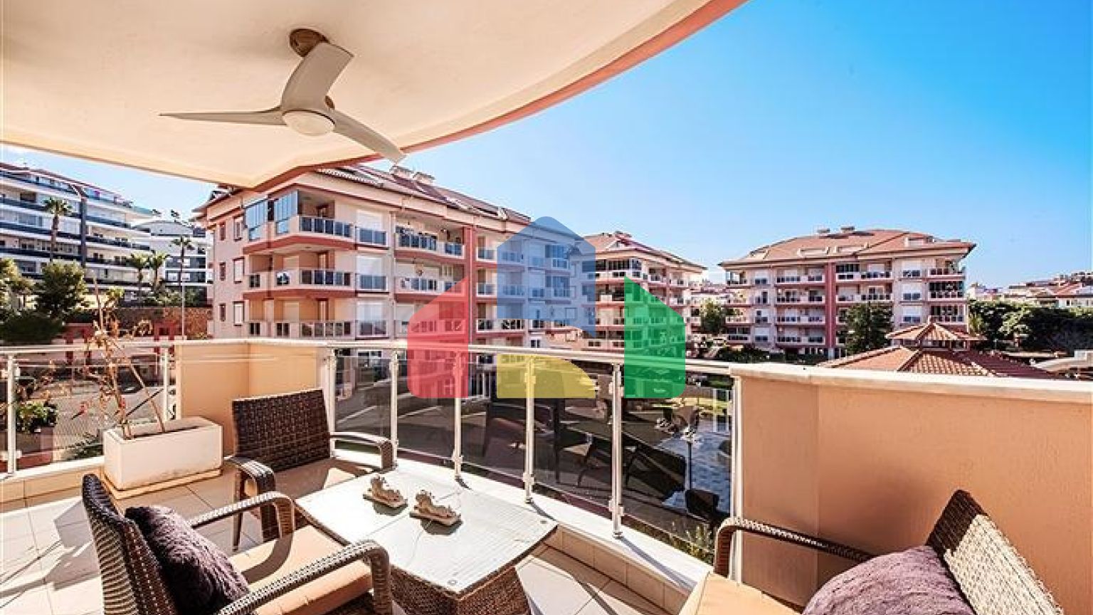 Просторная квартира 2+1 в районе Оба