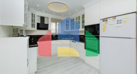 Квартира с планировкой 2+1 в районе Оба