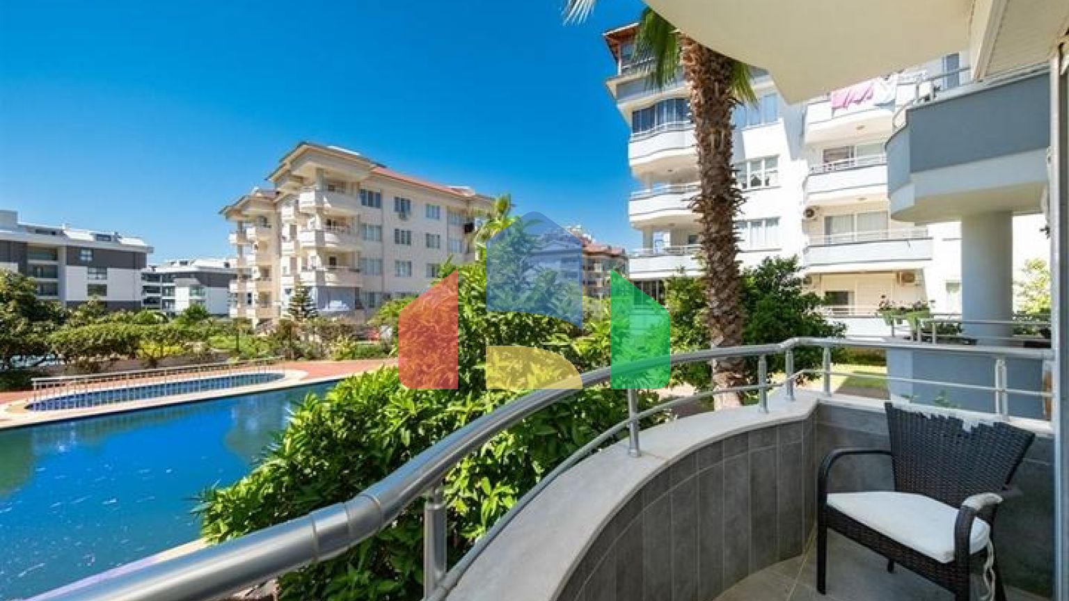 Квартира з плануванням 2 + 1 в районі Оба