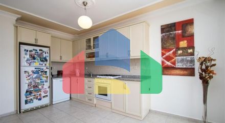 Просторий пентхаус 3 + 2 в районі Оба