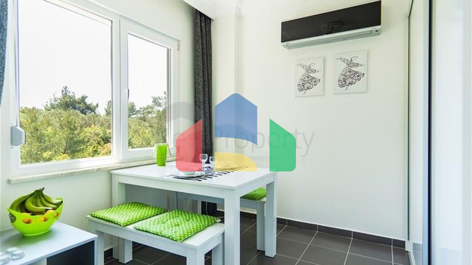 Затишна квартира 2 + 1 в будинку з басейном і зеленою територією