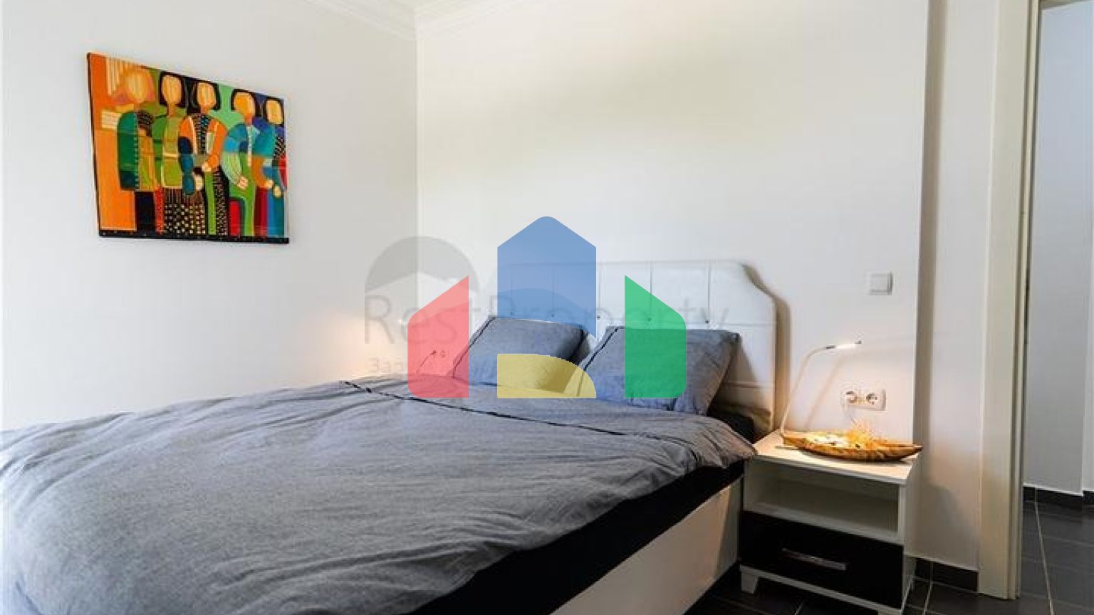 Затишна квартира 2 + 1 в будинку з басейном і зеленою територією