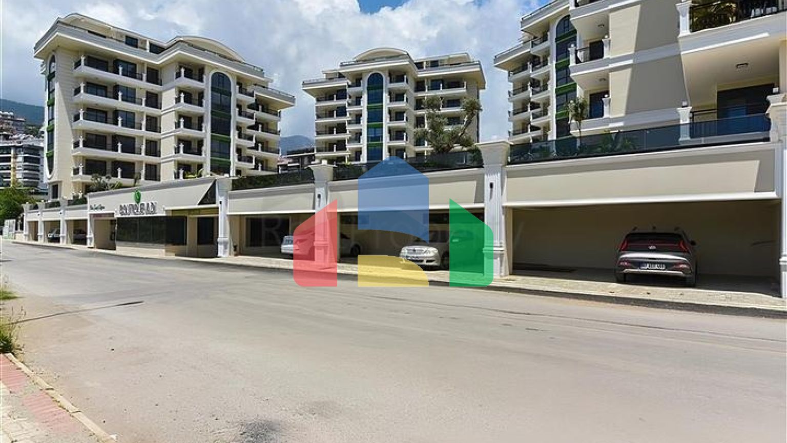 Светлая и просторная квартира в современном жилом комплексе в районе Оба