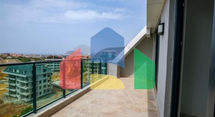 2+1 penthouse with sea view and Calais fortress in Oba area