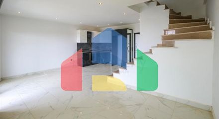 Пентхаус 2 + 1 з видом на море і фортеця Кале в районі Оба