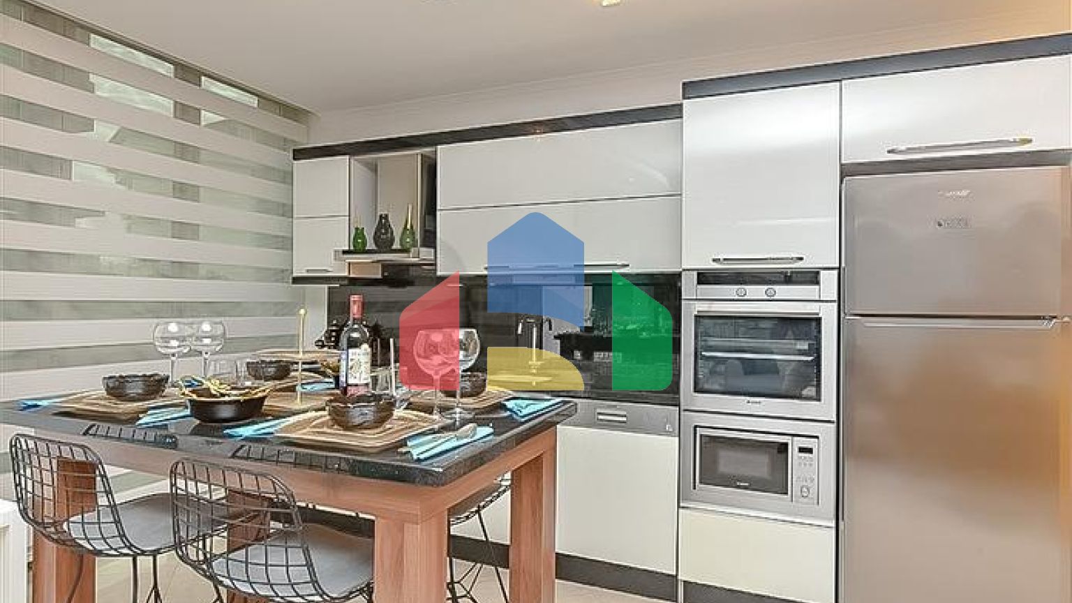 Просторная квартира в районе Оба