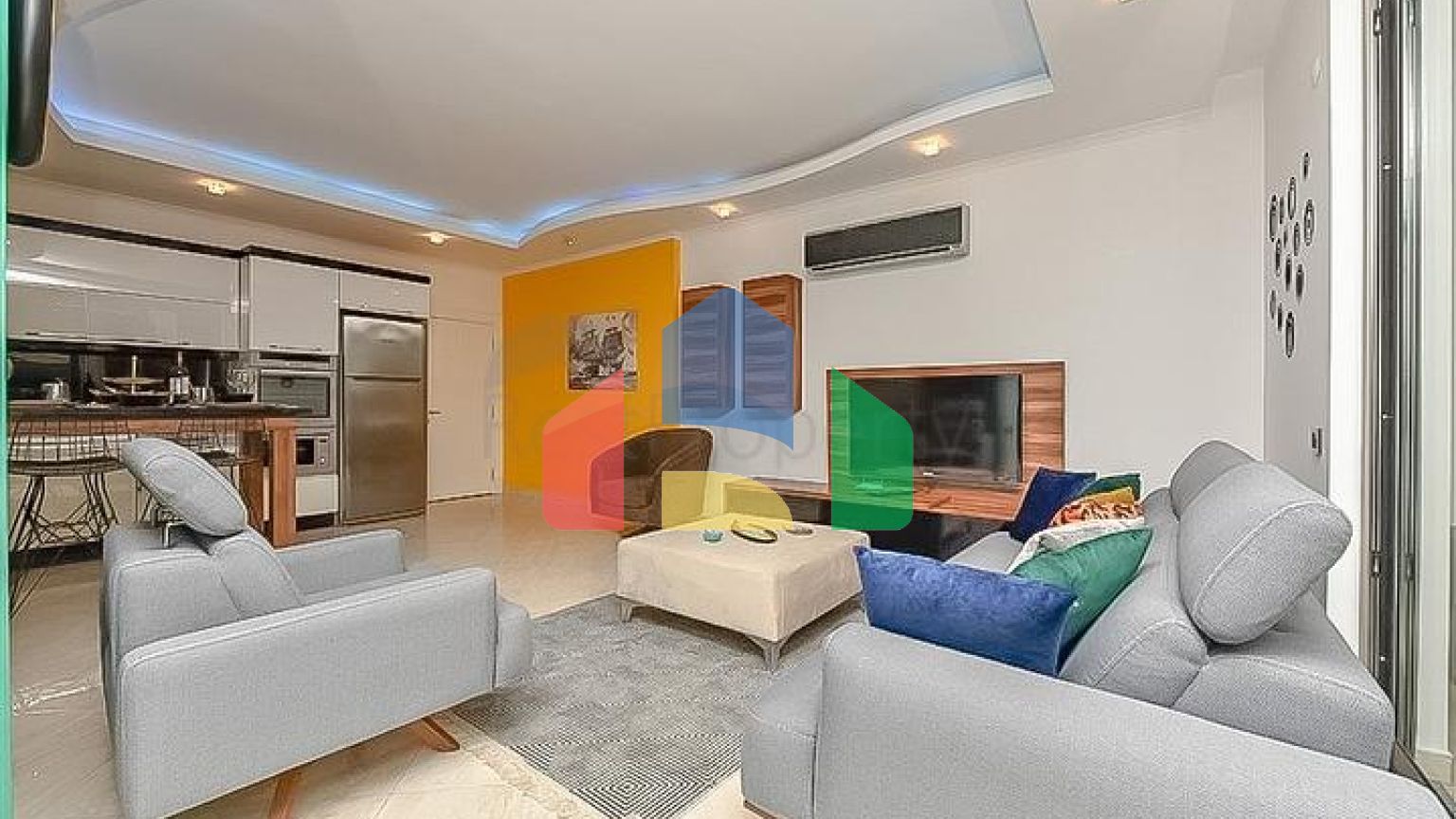 Просторная квартира в районе Оба