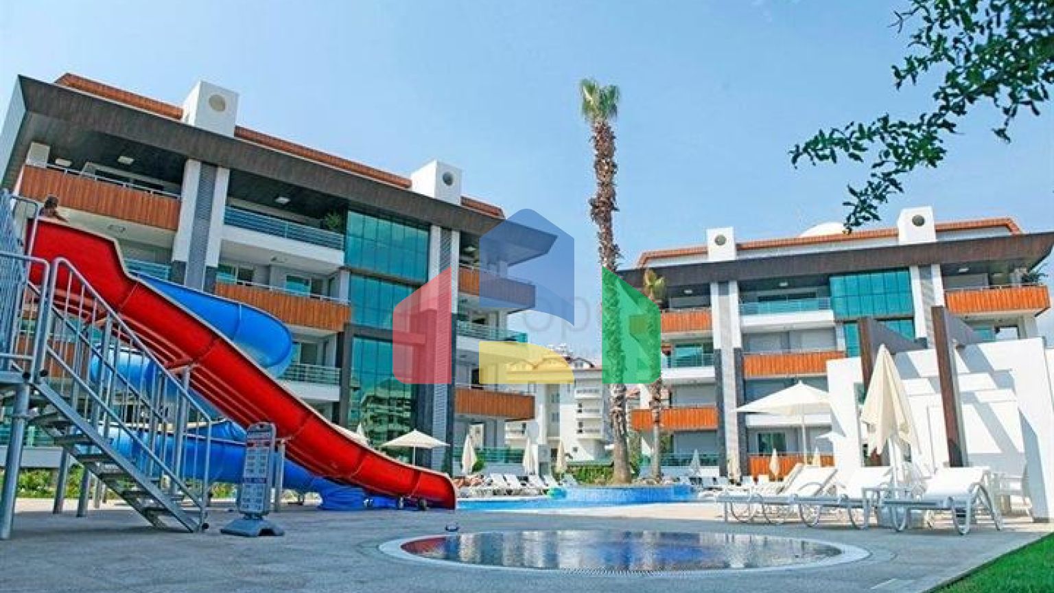 Просторная квартира в районе Оба