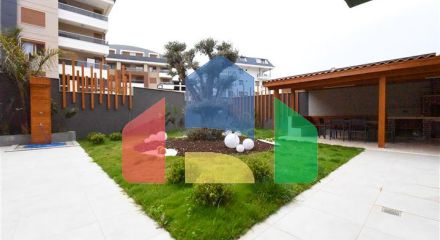 Апартаменти 4 + 1 в районі Оба Апартаменти 4 + 1 в районі Оба