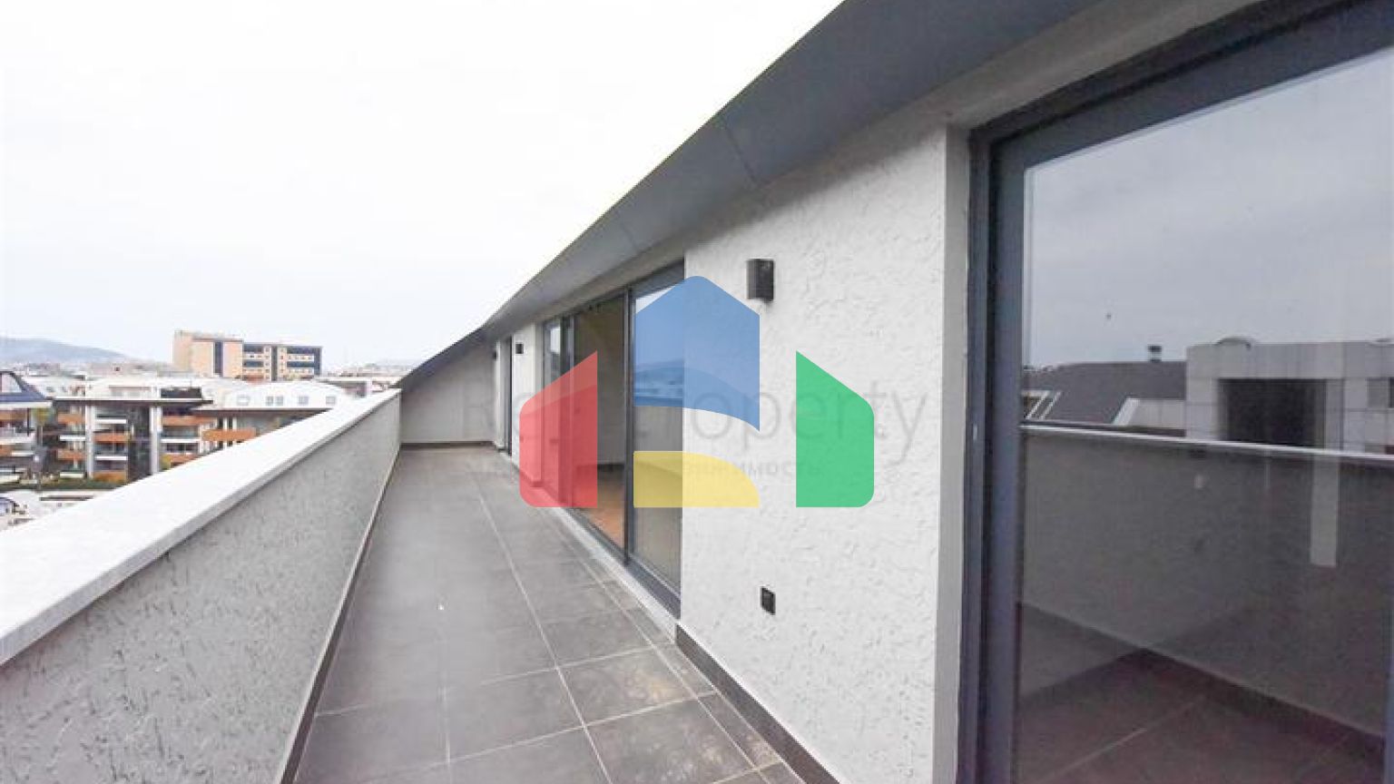 Апартаменти 4 + 1 в районі Оба