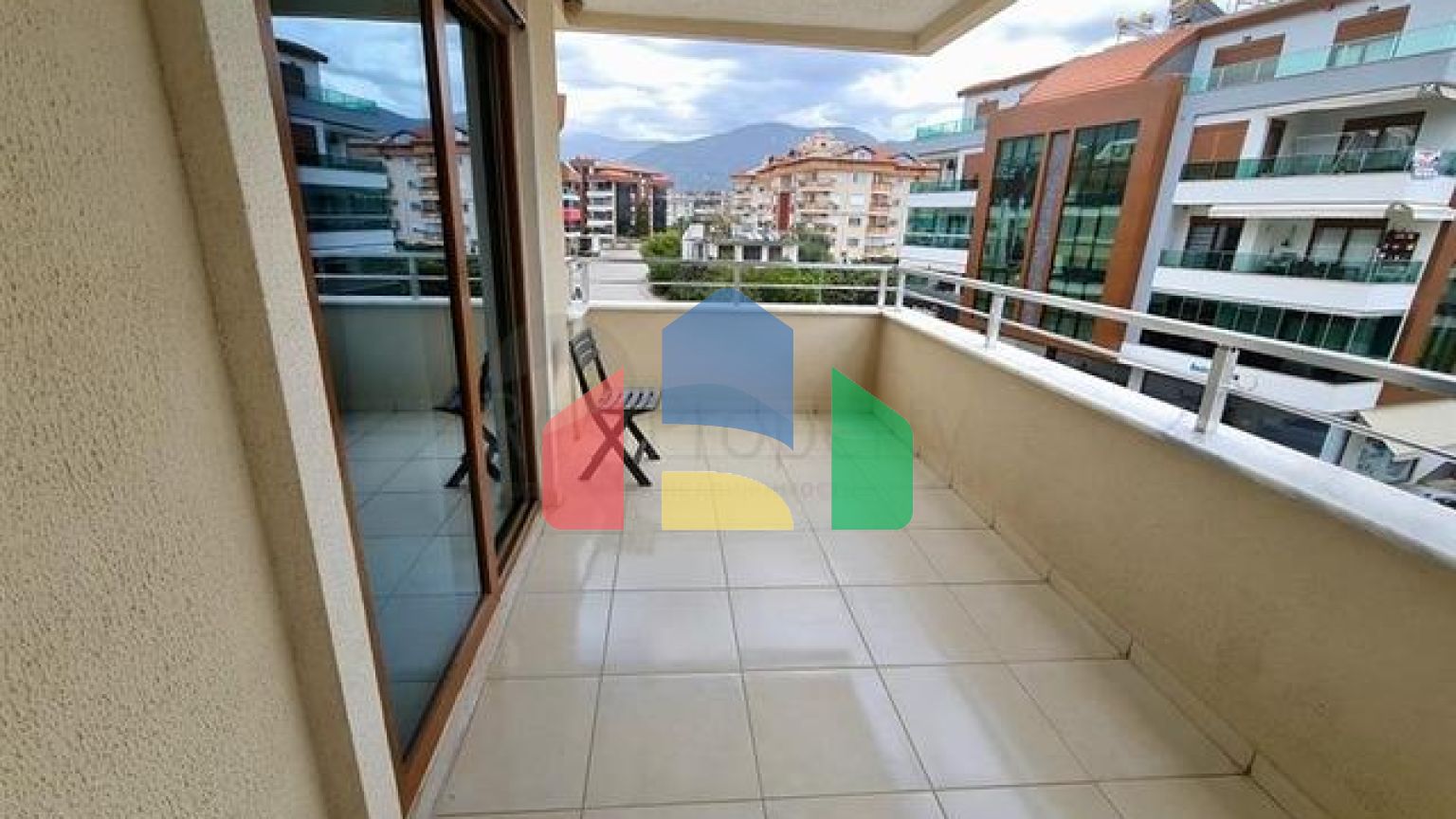 Просторная квартира 2+1 в открытом для ВНЖ районе