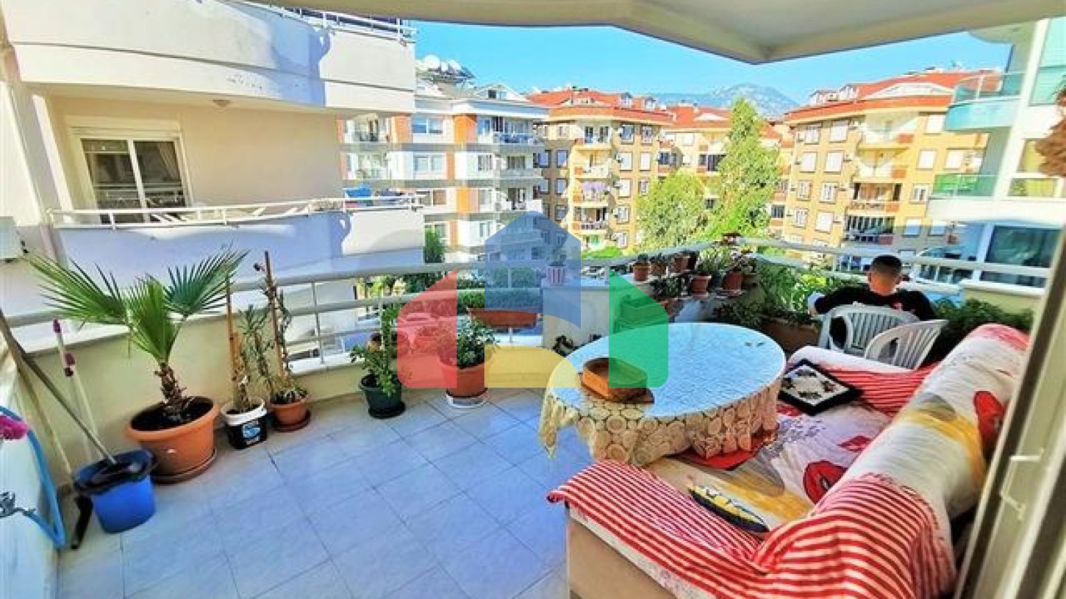 Апартаменти 2 + 1 в районі Оба