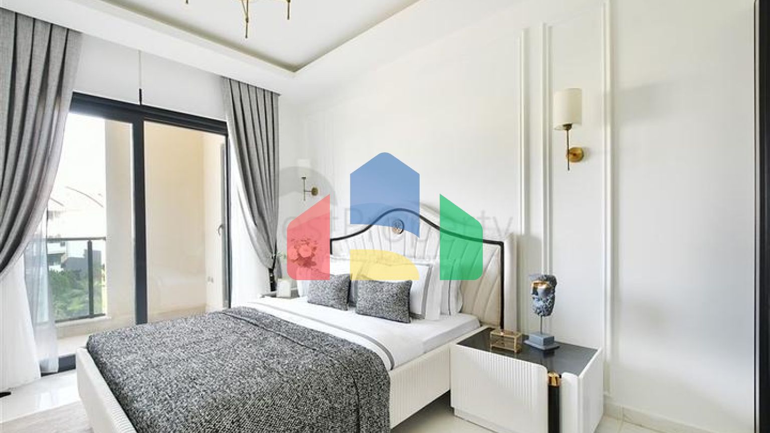 Трехкомнатная квартира в районе Оба