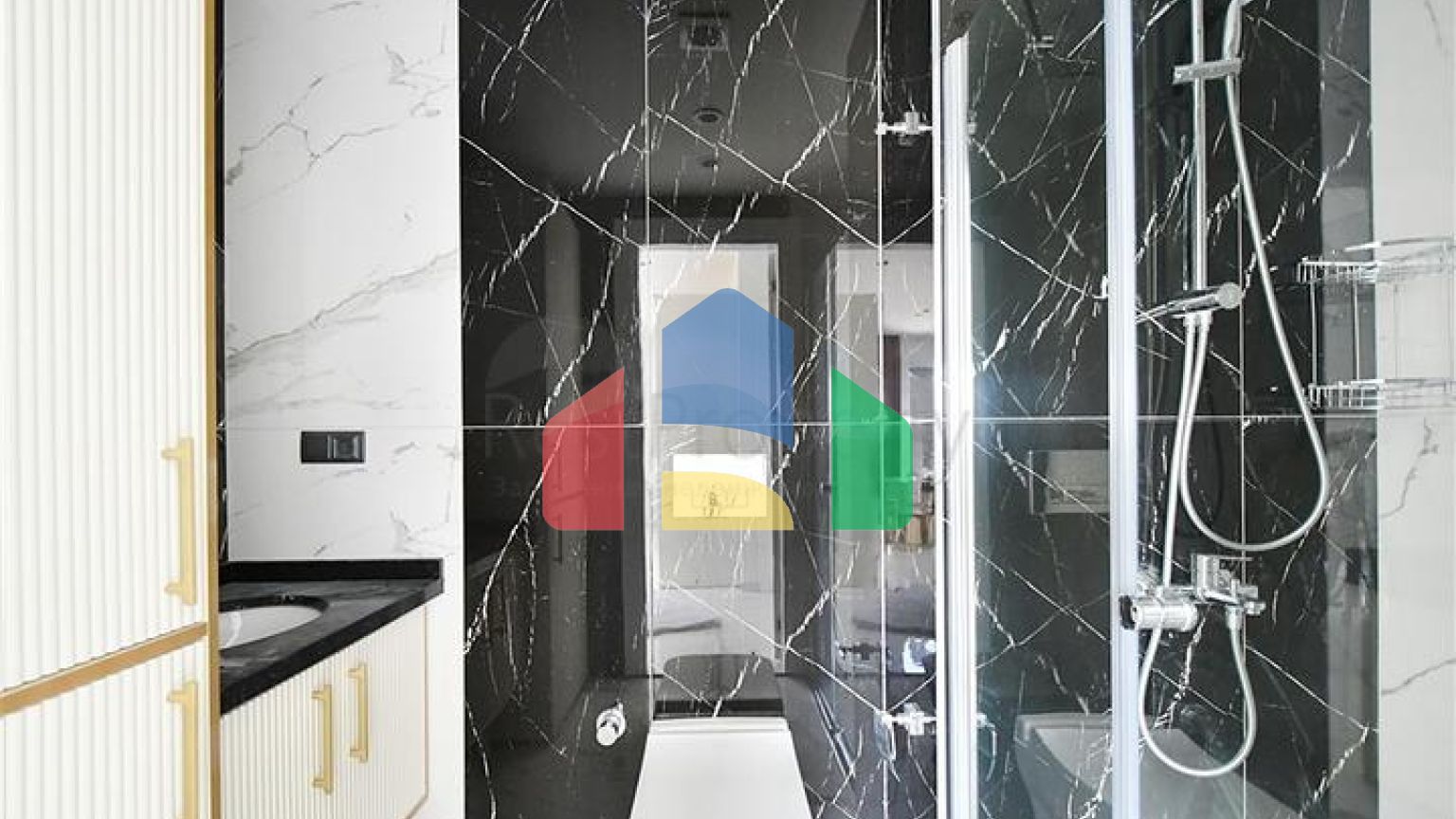 Трехкомнатная квартира в районе Оба