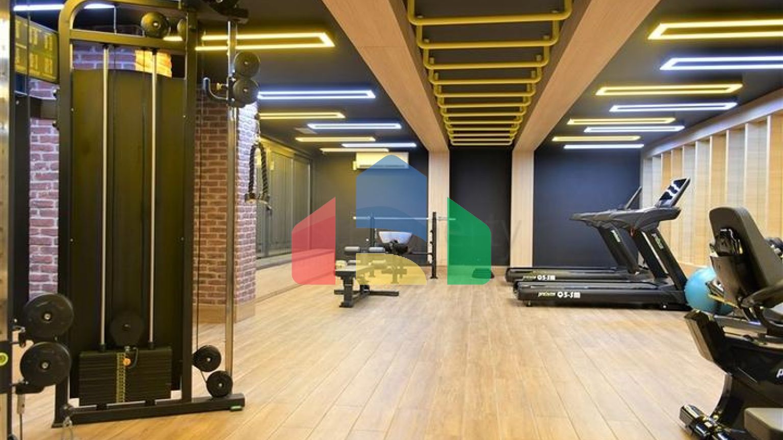 Трехкомнатная квартира в районе Оба