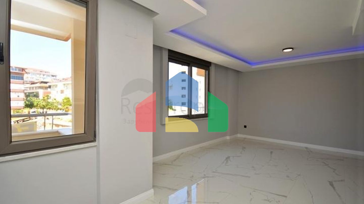 Представляет вам квартиру 1+1 в шаговой доступности к морю в районе Оба