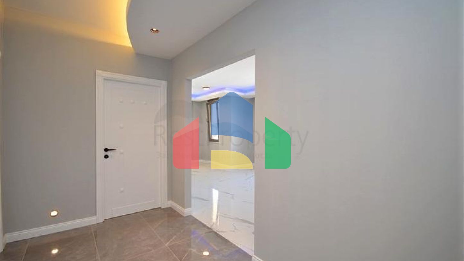 Представляет вам квартиру 1+1 в шаговой доступности к морю в районе Оба