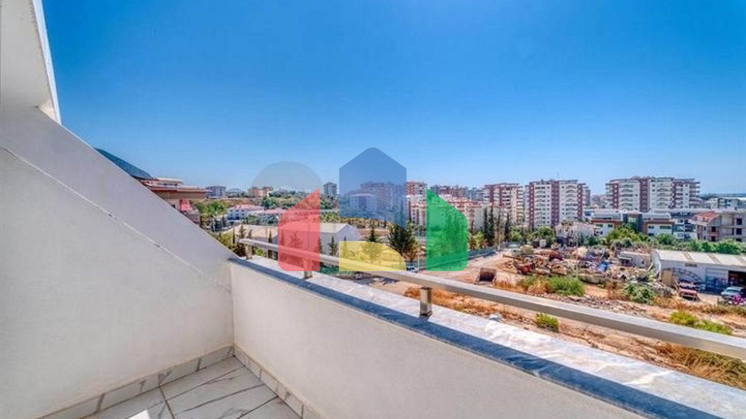 Пентхаус 3 + 1 у відкритому для ВНЖ районі Оба