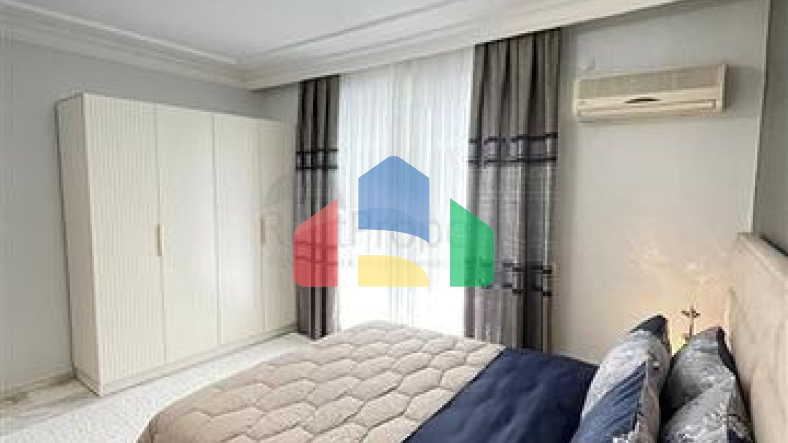 Просторі апартаменти 2+1 всього в 500 м від моря в районі Оба