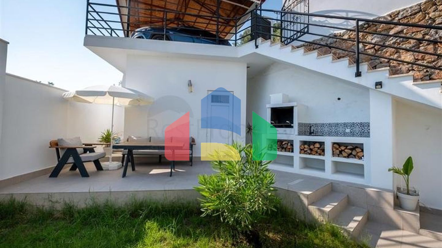 Идеальный дом у моря: эксклюзивная вилла в популярном районе Оба