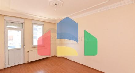 Простора квартира 4+1 на першій береговій лінії в районі Оба Простора квартира 4+1 на першій береговій лінії в районі Оба