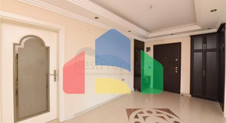 Простора квартира 4+1 на першій береговій лінії в районі Оба Простора квартира 4+1 на першій береговій лінії в районі Оба