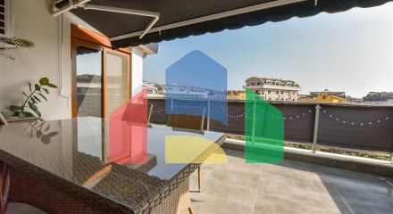 Просторная квартира в районе Оба