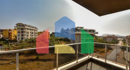 Просторная квартира в районе Оба