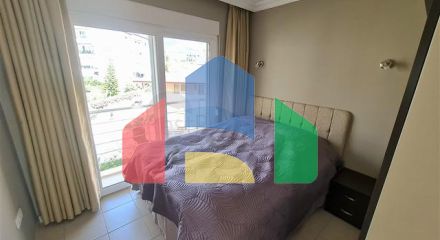 Затишний пентхаус 3 + 1 з меблями в районі Оба