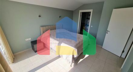 Затишний пентхаус 3 + 1 з меблями в районі Оба