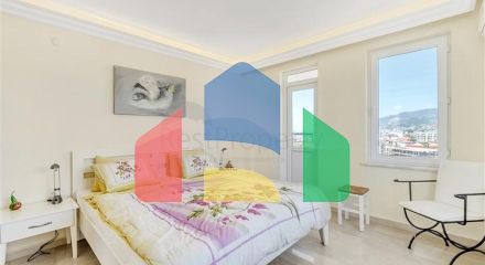 Просторный пентхаус в районе Оба