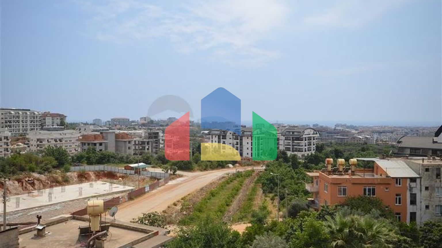 Идеальное жилье 3+1 с превосходной инфраструктурой, в районе Оба.