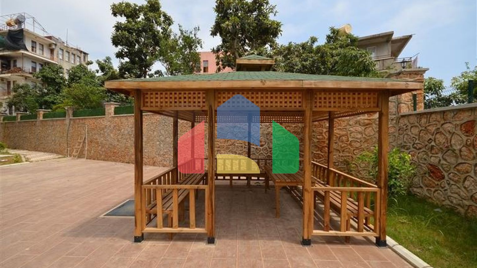 Идеальное жилье 3+1 с превосходной инфраструктурой, в районе Оба.