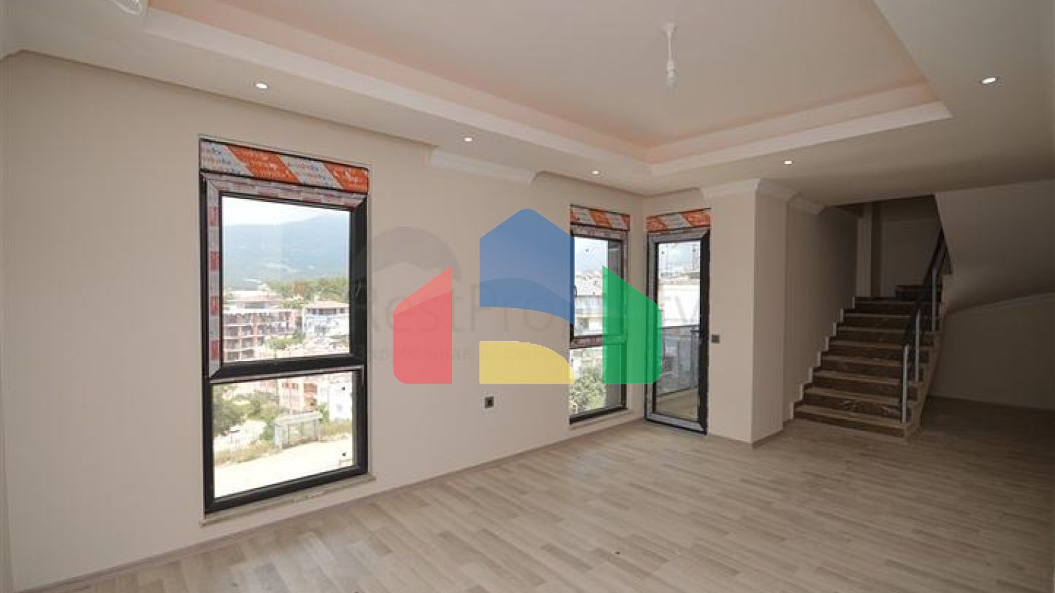 Идеальное жилье 3+1 с превосходной инфраструктурой, в районе Оба.