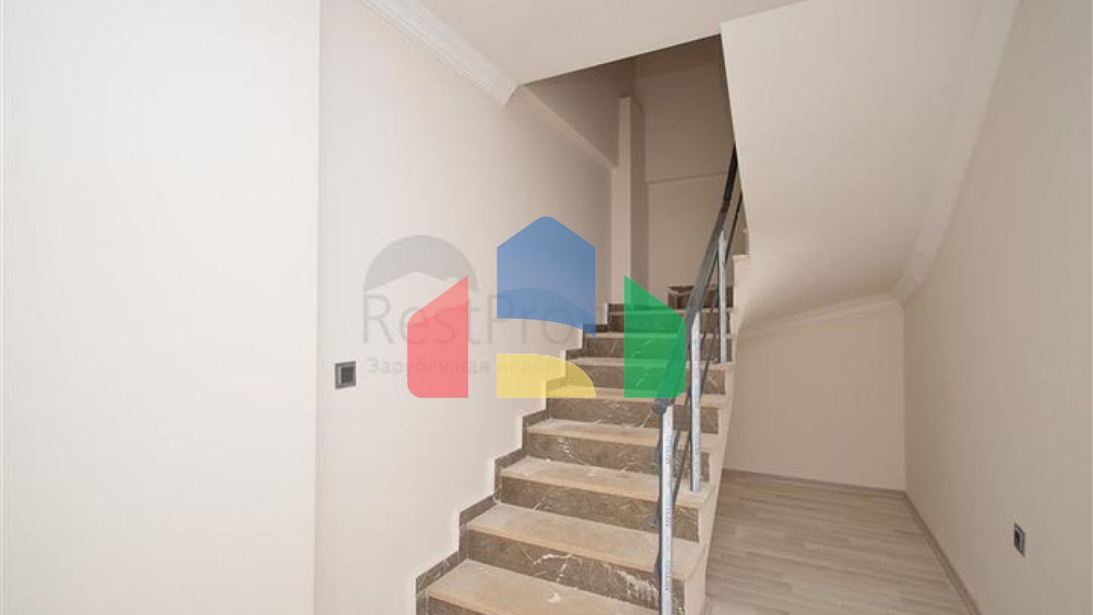 Идеальное жилье 3+1 с превосходной инфраструктурой, в районе Оба.