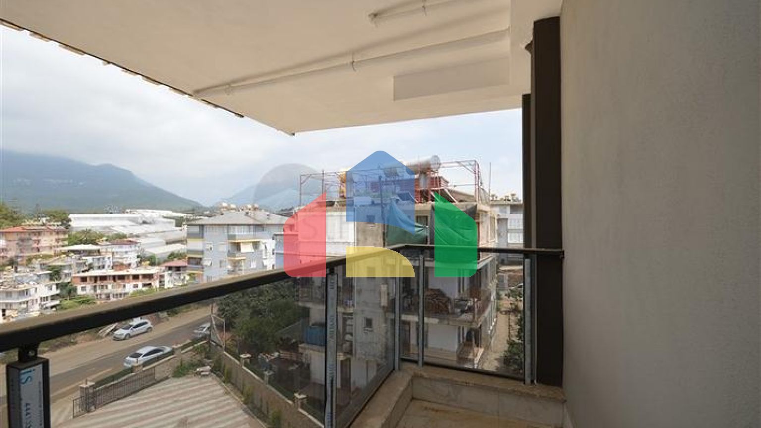 Идеальное жилье 3+1 с превосходной инфраструктурой, в районе Оба.