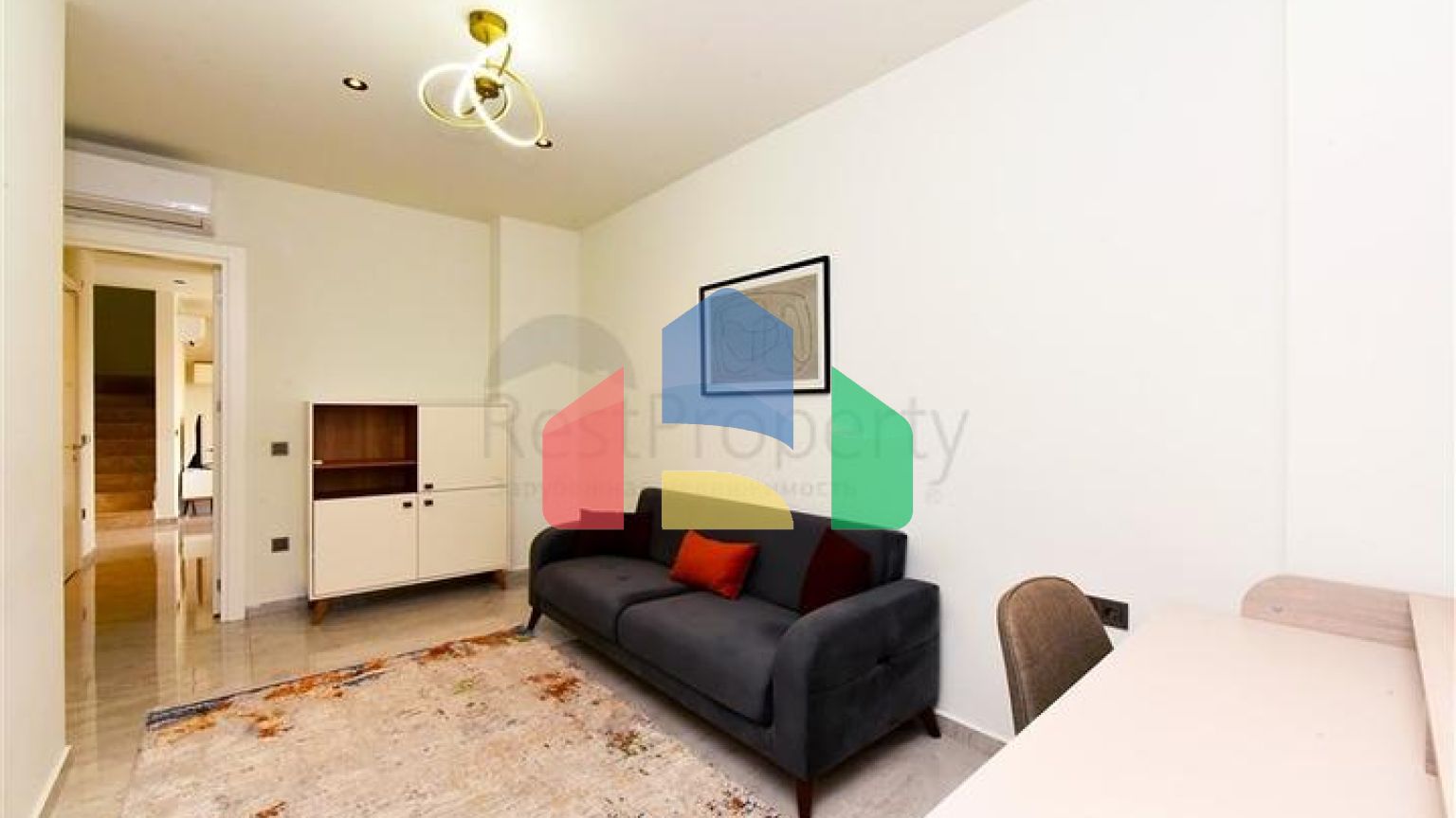 Розкішний пентхаус 3+1 в престижному районі Аланії з видом на море