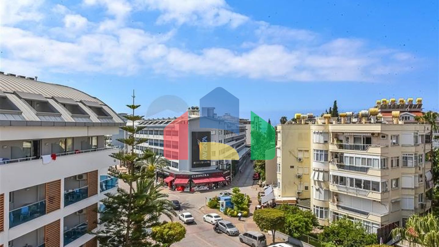 Розкішний пентхаус 3+1 в престижному районі Аланії з видом на море