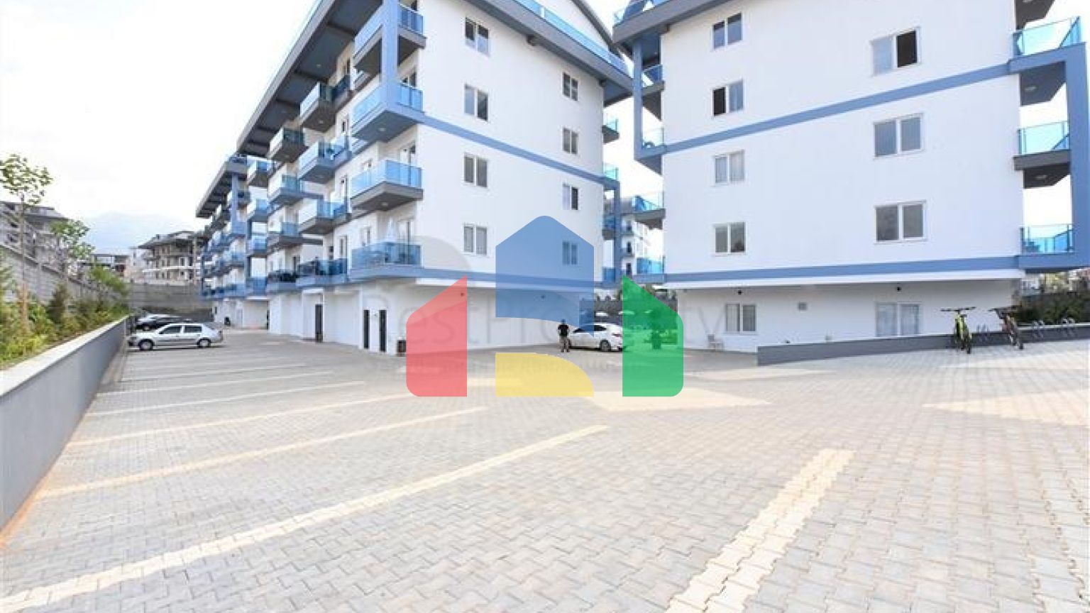 Пентхаус 2 + 1 з меблями в сучасному комплексі в Оба