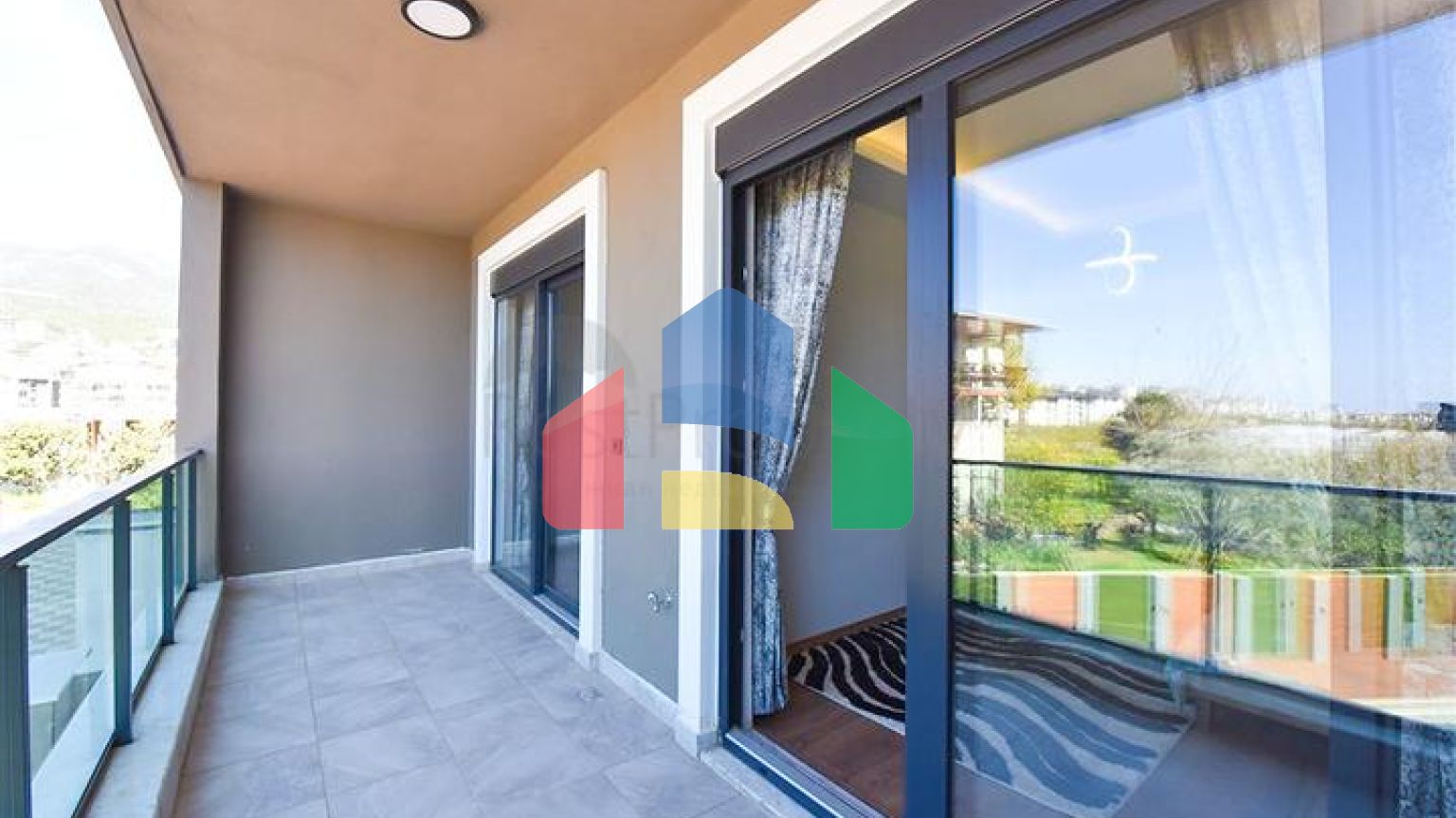 Дуплекс для большой семьи в районе Оба