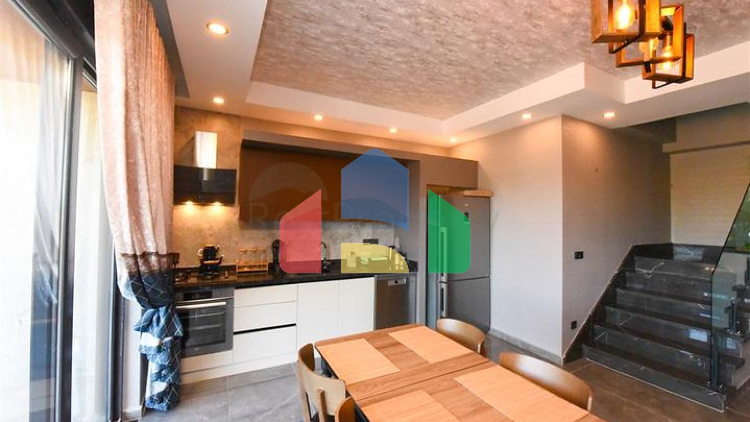 Дуплекс для большой семьи в районе Оба