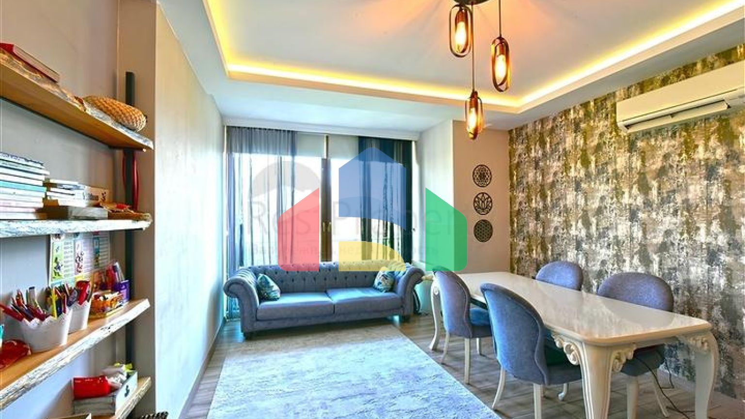 Просторі апартаменти 4 + 1 в елітному комплексі в Оба