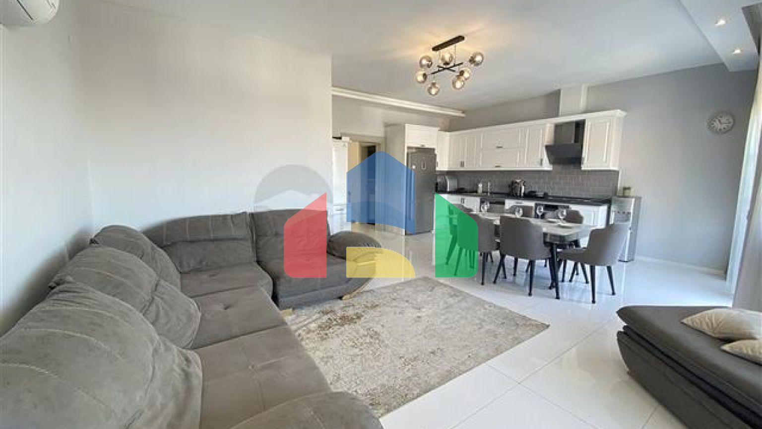 Пентхаус 3 + 1 в районі Оба