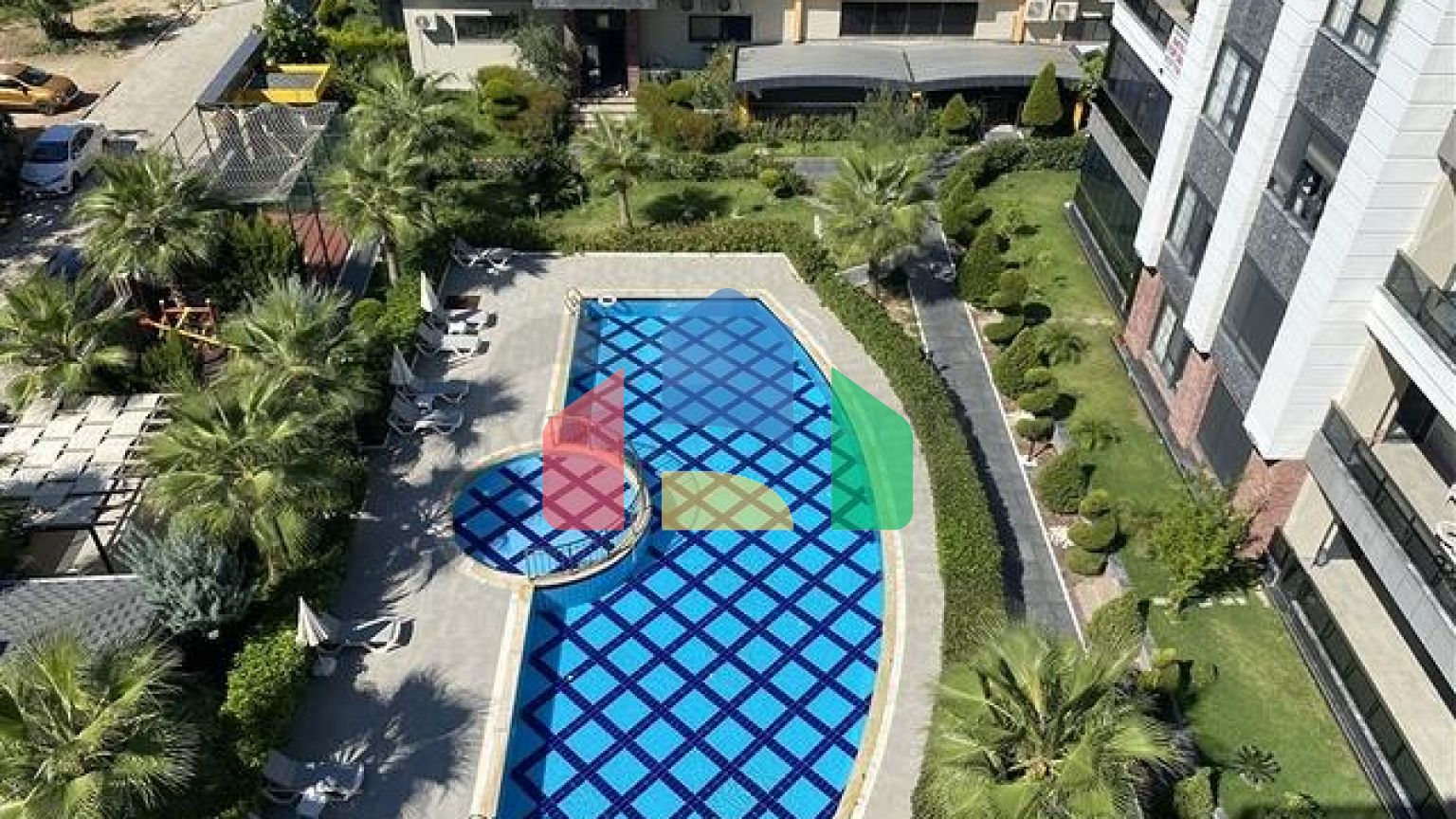 Пентхаус 3 + 1 в районі Оба