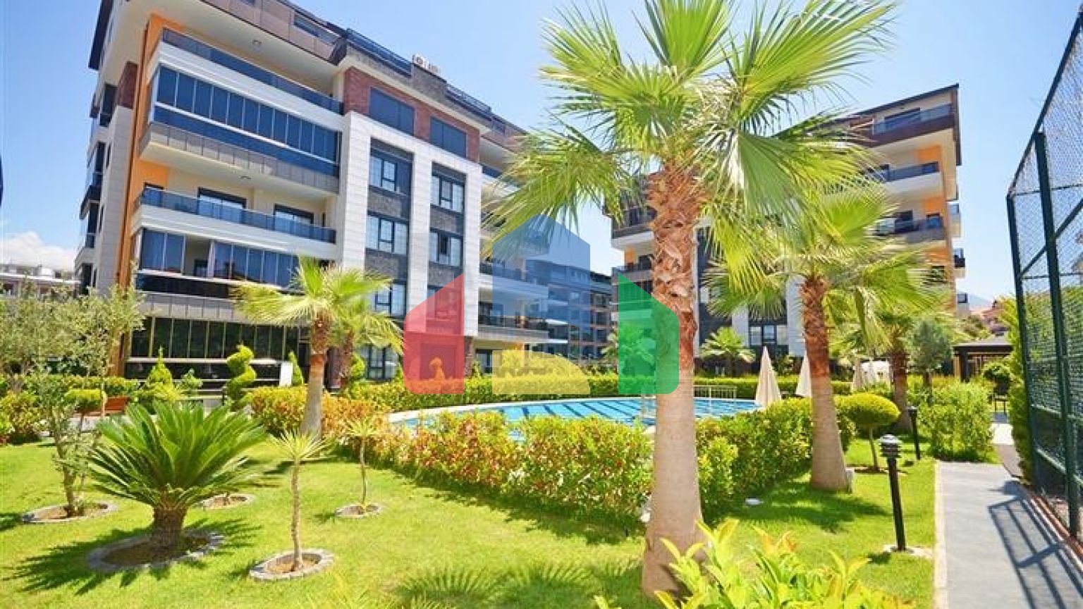 Пентхаус 3 + 1 в районі Оба