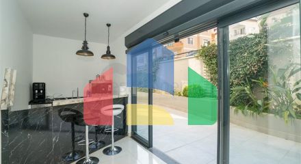 Оборудованный просторный офис в бизнес-центре в районе Оба Оборудованный просторный офис в бизнес-центре в районе Оба