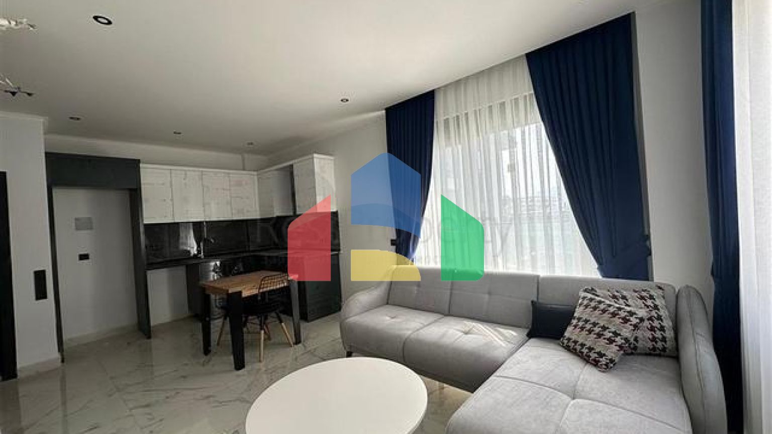 Квартира 1+1 в районе Оба