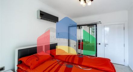 Трехкомнатная светлая квартира в районе Оба