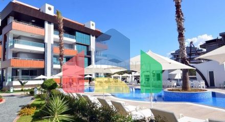 Трикімнатна світла квартира в районі Оба