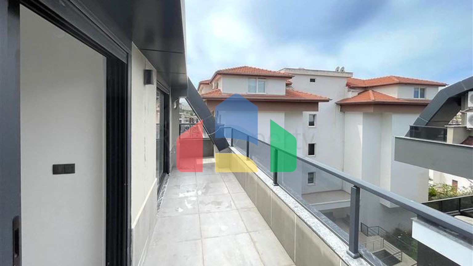 Современный пентхаус в престижном жилом комплексе в Оба